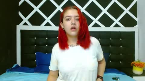 Snapshot of nia_stark chatting on December 2024 11:50:02 AM Estefani online show from December 2024 11:50:02 AM