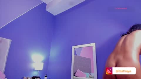 Snapshot of niabianco chatting on December 2024 12:33:02 AM N I A online show from December 2024 12:33:02 AM