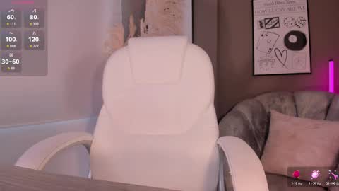 Nia online show from February 2026 01:05:02 PM