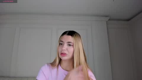 SQUIRTER DOLL    online show from April 2026 08:28:01 PM