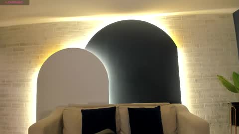 Call me Nia  online show from September 2025 03:57:01 PM