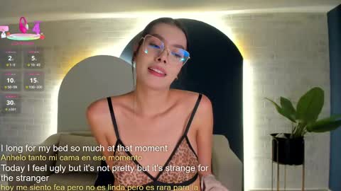 Call me Nia  online show from April 2026 09:19:01 PM