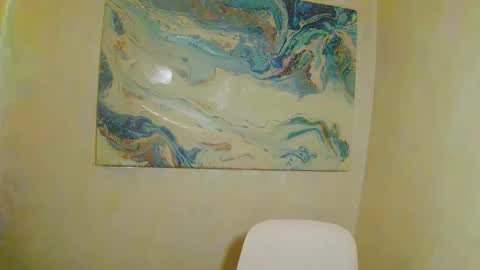 Snapshot of niccibaby chatting on April 2026 06:27:02 PM Nicci babyyy online show from April 2026 06:27:02 PM