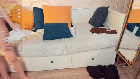 Alice  online show from February 2025 11:21:02 AM