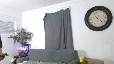 Snapshot of niceandsavvy chatting on March 2026 06:37:01 AM NICE AND SAVVY online show from March 2026 06:37:01 AM