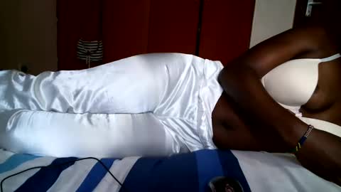 Snapshot of niceass_95 chatting on February 2025 10:12:02 AM gabby online show from February 2025 10:12:02 AM