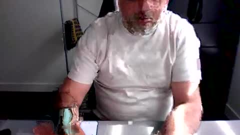 nicehornymaroc online show from May 2026 02:22:01 PM