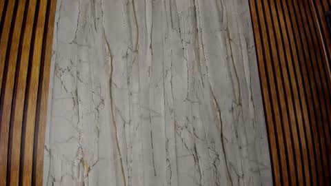 Luna online show from December 2025 10:47:01 PM