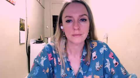 Kathrine online show from June 2026 07:16:01 PM