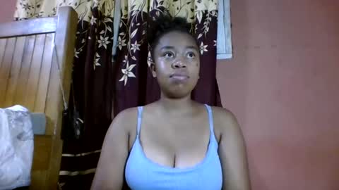 nicelly01 online show from May 2026 10:31:02 AM