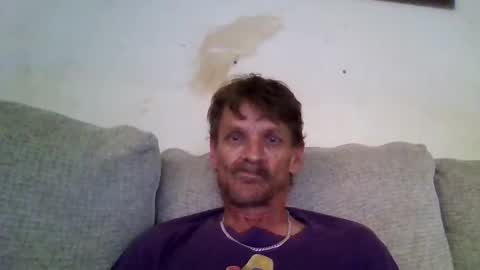 Snapshot of niceozziecockxxx chatting on December 2025 03:01:02 AM Sexiishaine online show from December 2025 03:01:02 AM