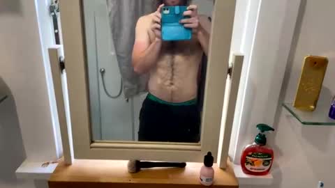 Snapshot of nicholas1988888888 chatting on March 2025 08:10:02 PM nicholas1988888888 online show from March 2025 08:10:02 PM
