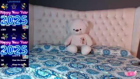 Nichole online show from January 2025 11:35:02 AM