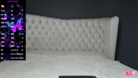 Nichole online show from September 2025 10:06:01 AM