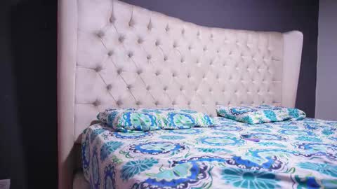 Nichole online show from November 2025 11:12:02 AM