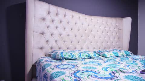 Nichole online show from November 2025 11:21:02 AM