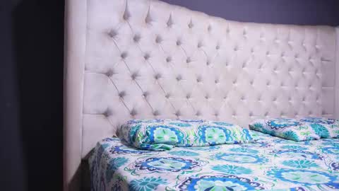 Nichole online show from November 2025 10:48:01 AM