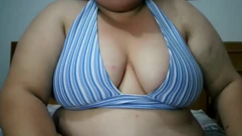 Nicholle online show from June 2026 10:43:02 PM