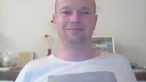 Snapshot of nick1990b chatting on September 2025 05:51:02 PM nick1990b online show from September 2025 05:51:02 PM