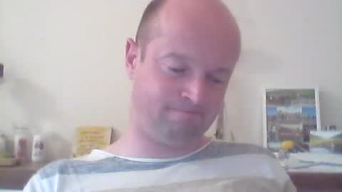 Snapshot of nick1990b chatting on June 2026 05:15:02 PM nick1990b online show from June 2026 05:15:02 PM