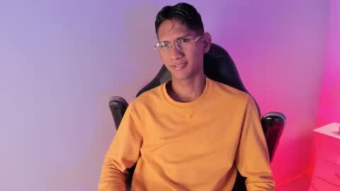 Snapshot of nick_collins20 chatting on October 2025 08:39:01 PM Nick online show from October 2025 08:39:01 PM