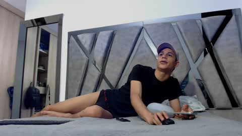 Nick Hot online show from March 2026 01:54:02 AM