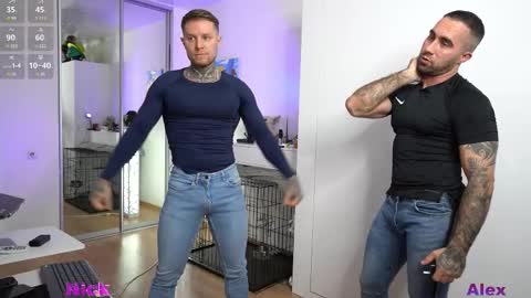 nick_howlenxx online show from October 2025 04:31:01 PM