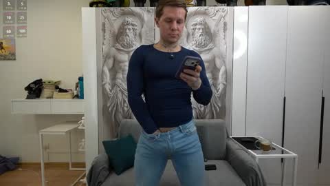 nick_howlenxx online show from May 2026 04:45:01 PM