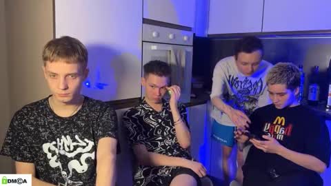 nick_kule online show from November 2025 08:19:02 PM