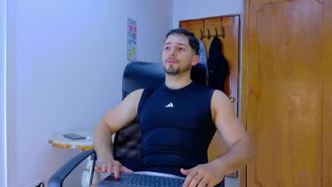 nick_moss_ online show from March 2026 01:28:01 AM