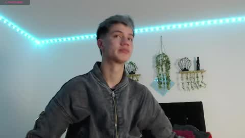 Nick  online show from May 2026 03:09:02 PM