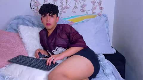 Snapshot of nick_twiink chatting on January 2026 02:49:01 AM nick_twiink online show from January 2026 02:49:01 AM