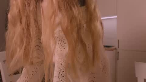 Snapshot of nickacherie chatting on February 2026 04:25:01 PM Nicka Cherie online show from February 2026 04:25:01 PM