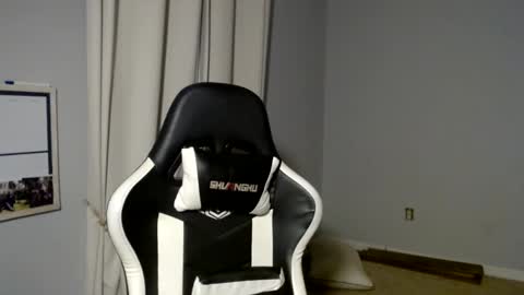 Cakedcouple  OF - Yourtattedcutie  qurlynfit online show from December 2024 04:32:01 AM