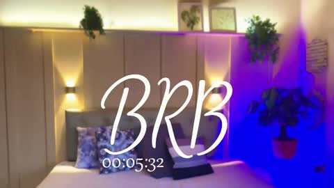 Your baby Nicol  online show from October 2025 12:57:02 PM