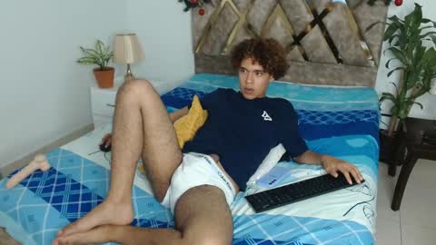 Snapshot of nickolas_moon chatting on December 2024 01:31:02 AM Nickolas Muoz online show from December 2024 01:31:02 AM