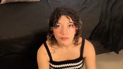 nickollsaenz online show from June 2026 04:12:01 AM
