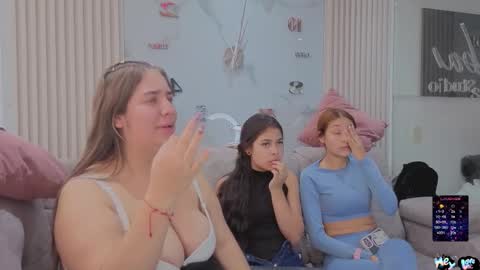 Snapshot of nicky_as chatting on October 2025 01:46:02 PM nicky_as online show from October 2025 01:46:02 PM