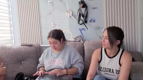 Snapshot of nicky_as chatting on November 2025 01:35:02 PM nicky_as online show from November 2025 01:35:02 PM