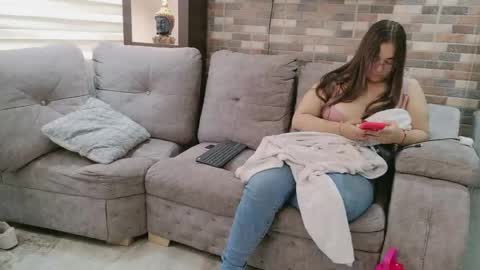 nicky_as online show from May 2026 02:45:01 PM