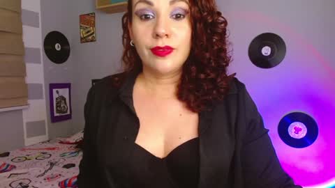 Snapshot of nicky_lucy_m chatting on January 2025 06:59:01 AM lucy online show from January 2025 06:59:01 AM
