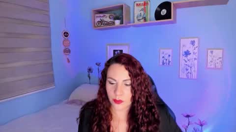 Snapshot of nicky_lucy_m chatting on September 2025 01:17:01 AM lucy online show from September 2025 01:17:01 AM
