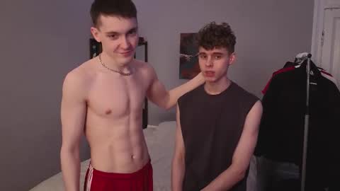 Nicki  Danny online show from December 2025 03:37:02 AM