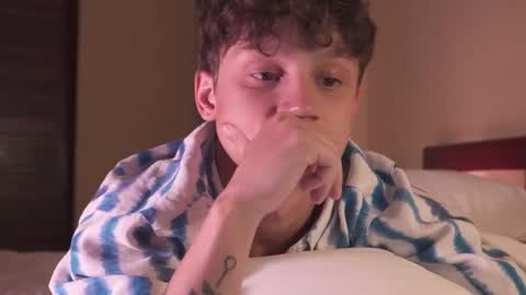 Snapshot of nicky_neal chatting on January 2026 09:52:02 PM Nicky Neal online show from January 2026 09:52:02 PM