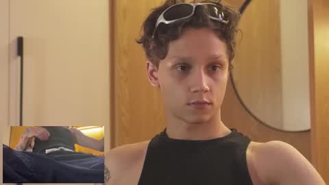 Snapshot of nicky_neal chatting on February 2026 08:43:01 PM Nicky Neal online show from February 2026 08:43:01 PM