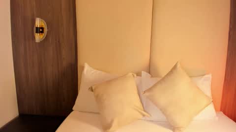 Snapshot of nicky_peyton chatting on February 2026 02:54:01 AM Nicky online show from February 2026 02:54:01 AM