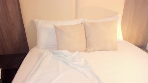 Snapshot of nicky_peyton chatting on February 2026 02:44:01 AM Nicky online show from February 2026 02:44:01 AM