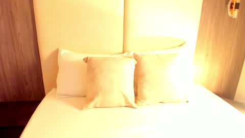 Snapshot of nicky_peyton chatting on March 2026 02:39:02 AM Nicky online show from March 2026 02:39:02 AM