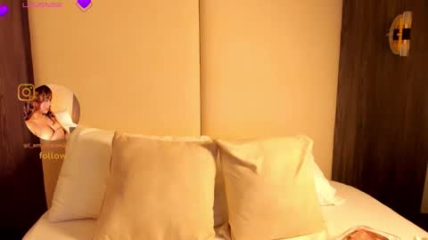 Snapshot of nicky_peyton chatting on March 2026 02:28:02 AM Nicky online show from March 2026 02:28:02 AM