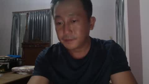 nickyang75 online show from December 2024 08:29:01 PM